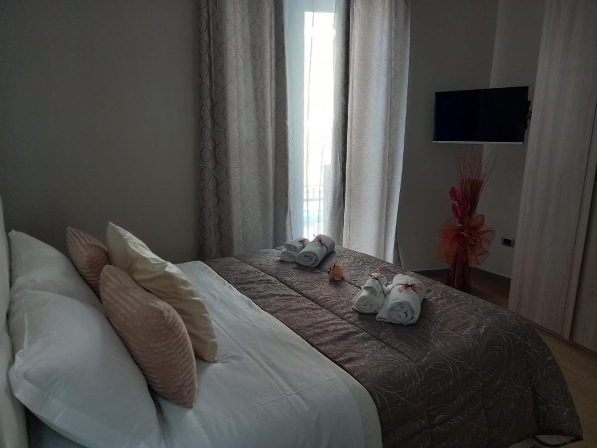 Bed and Breakfast Royal Dreams Казерта Экстерьер фото